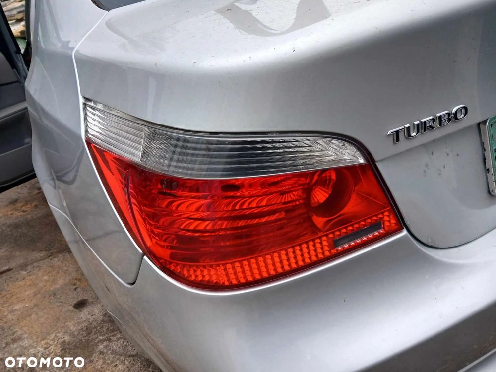 BMW E60 Sedan lampa tylna lewa, prawa bez wkładu - 2