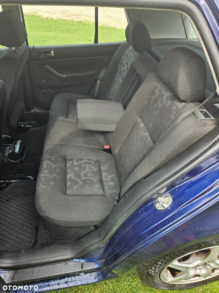 Volkswagen Golf 1.6 Basis - 10