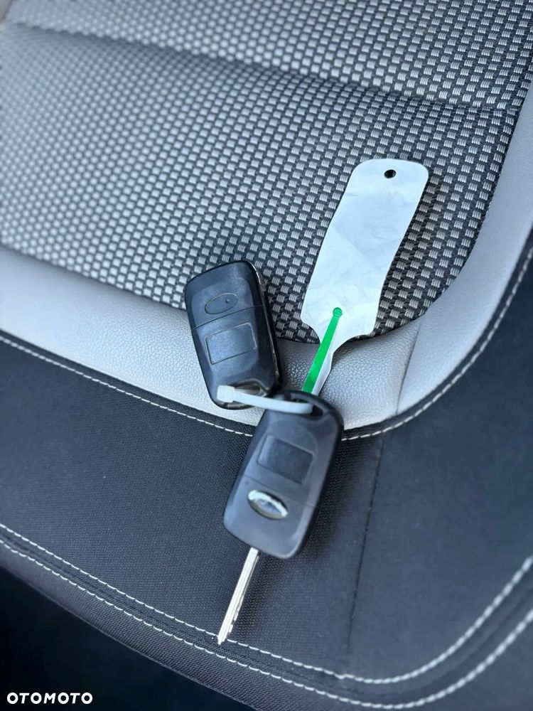 Kia Ceed 1.6 CRDi ISG Vision - 19
