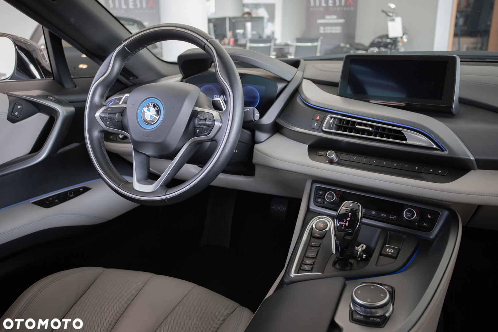 BMW i8 - 12