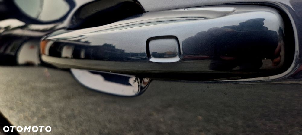 Volvo XC 60 B4 B Plus Dark - 28