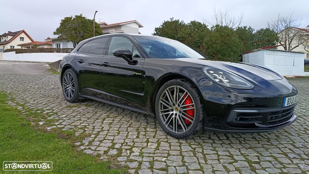 Porsche Panamera Sport Turismo - 4