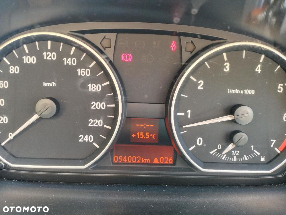 BMW Seria 1 118i - 11