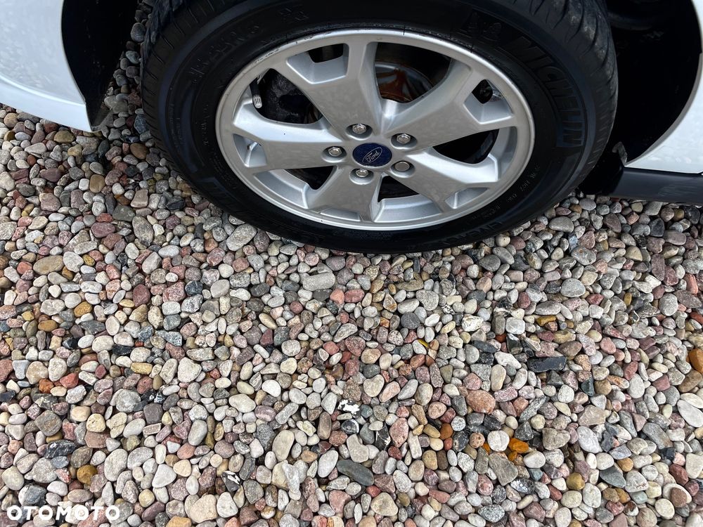 Ford Tourneo Connect Grand - 39
