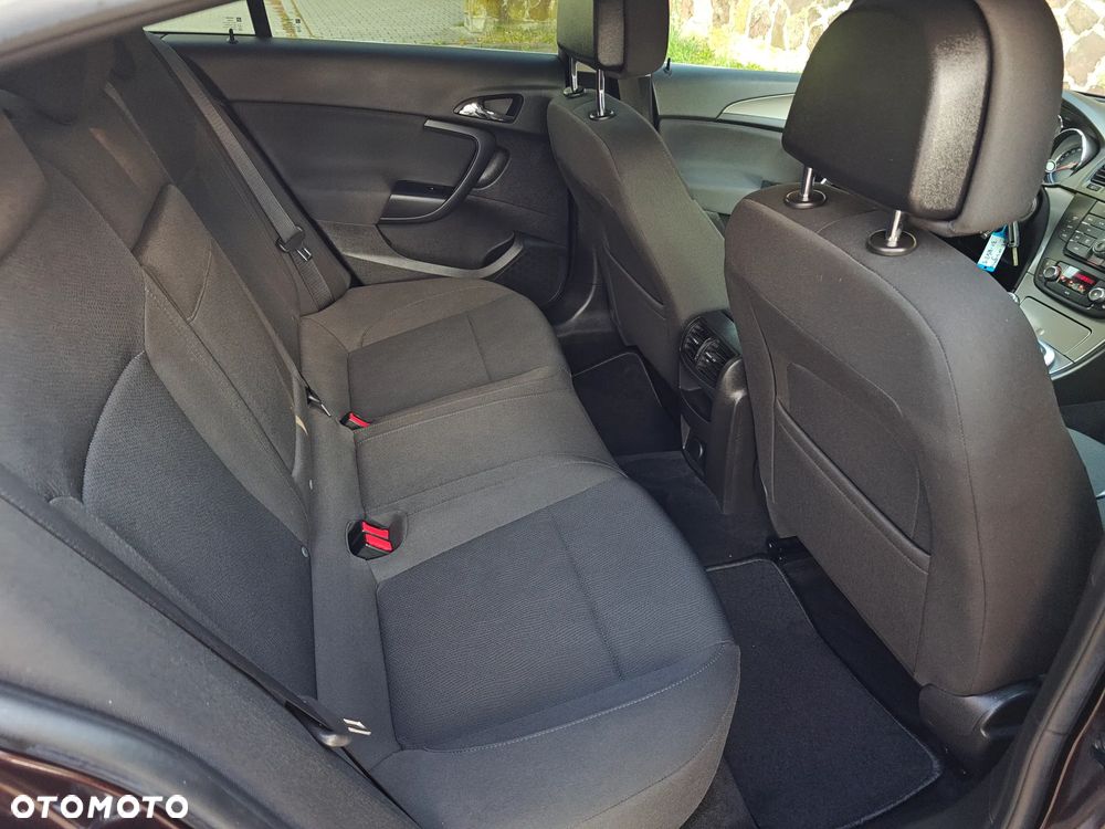 Opel Insignia 1.6 Turbo - 32