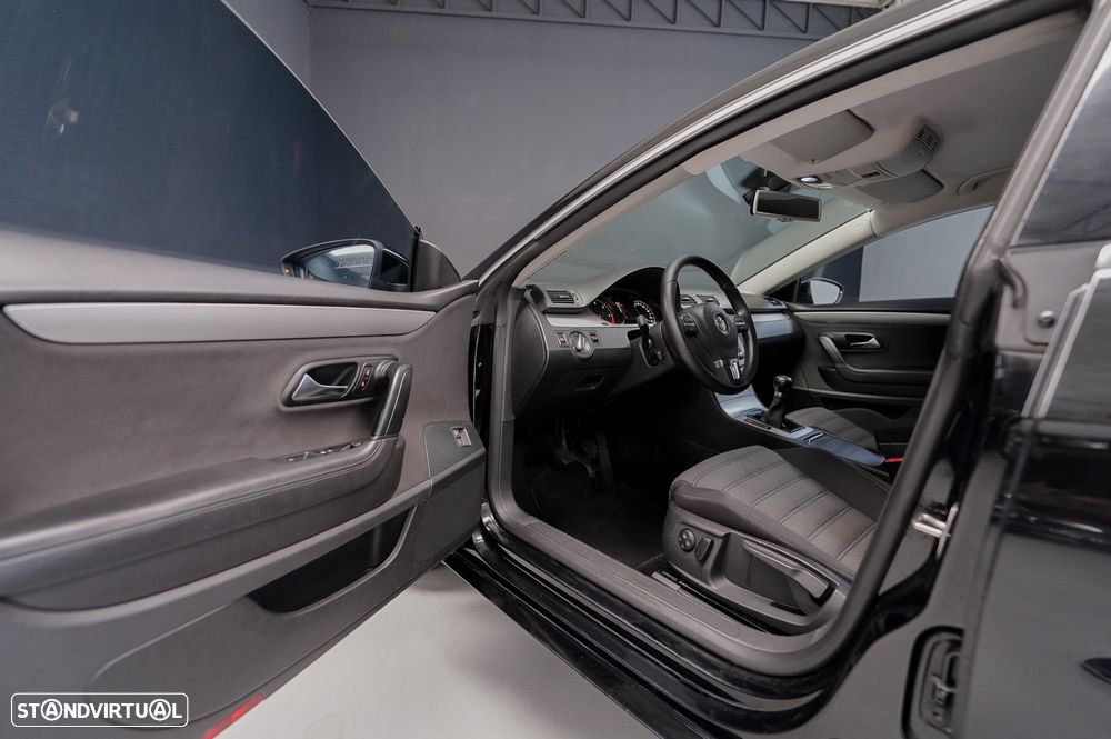 VW Passat CC 2.0 TDi BlueMotion - 8