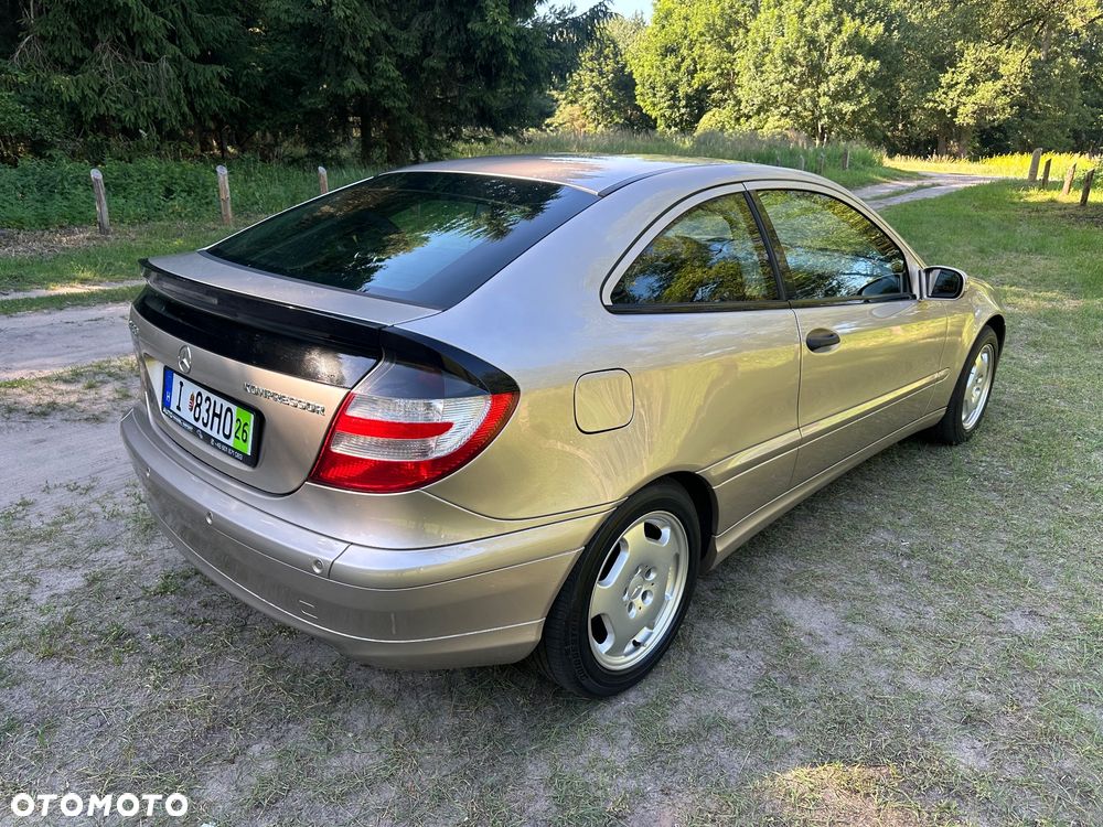 Mercedes-Benz Klasa C 180 Kompressor Sportcoupe - 20