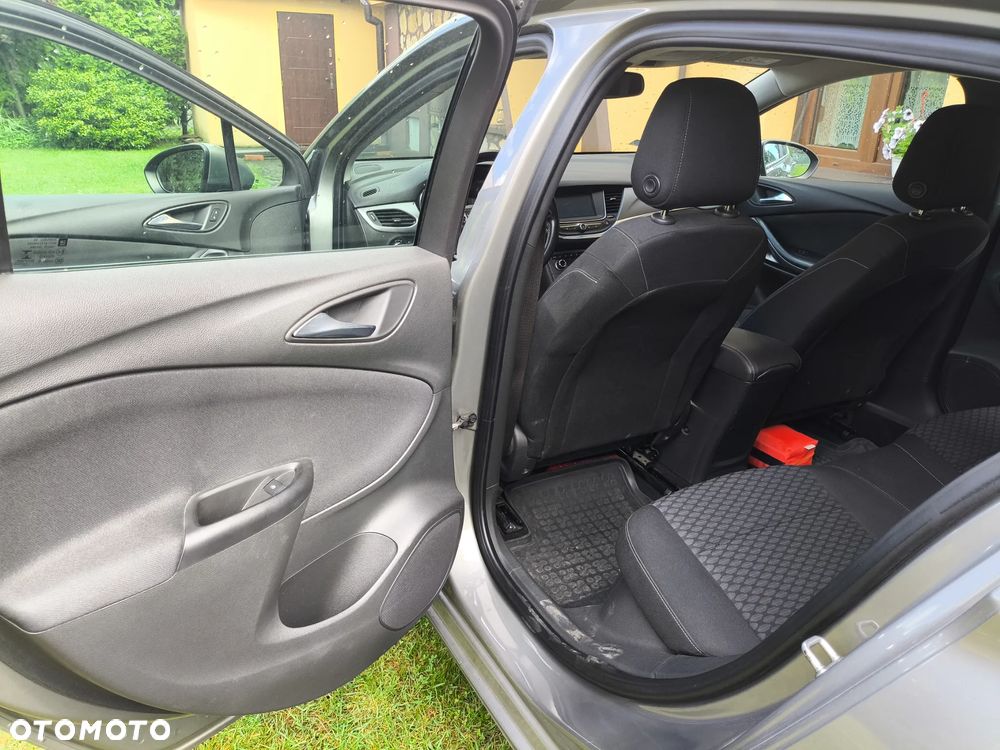 Opel Astra 1.4 T Enjoy - 14