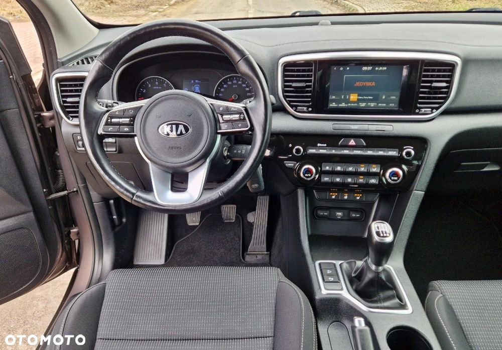Kia Sportage 1.6 GDI 2WD DREAM-TEAM EDITION - 27