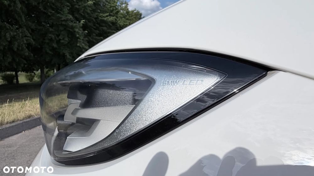 BMW Seria 3 318i Sport Line - 28