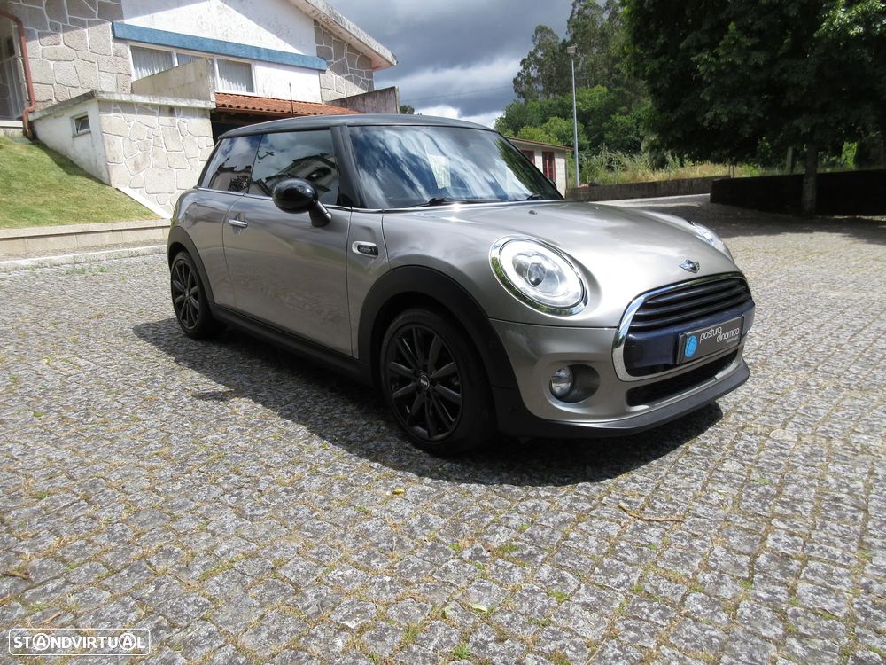 MINI 3 Portas Cooper D Aut. - 11