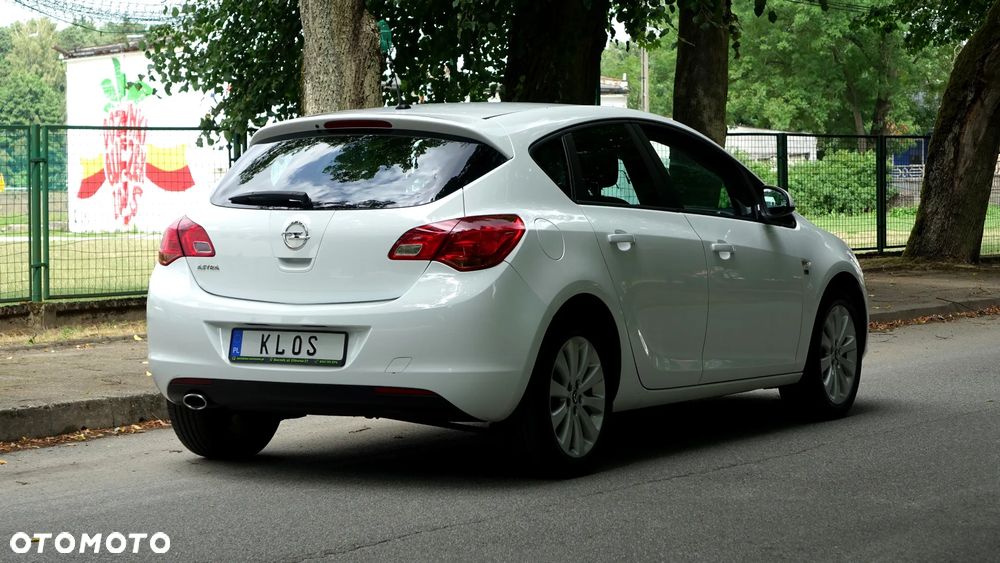 Opel Astra 1.4 Turbo - 31