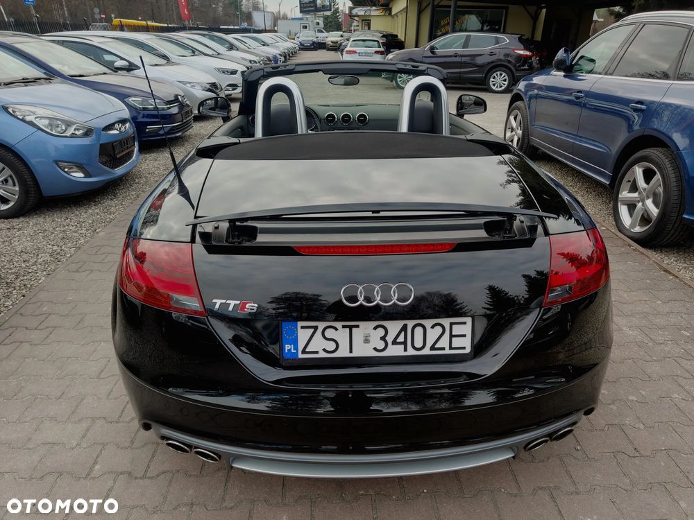 Audi TT S Coupé tronic - 21