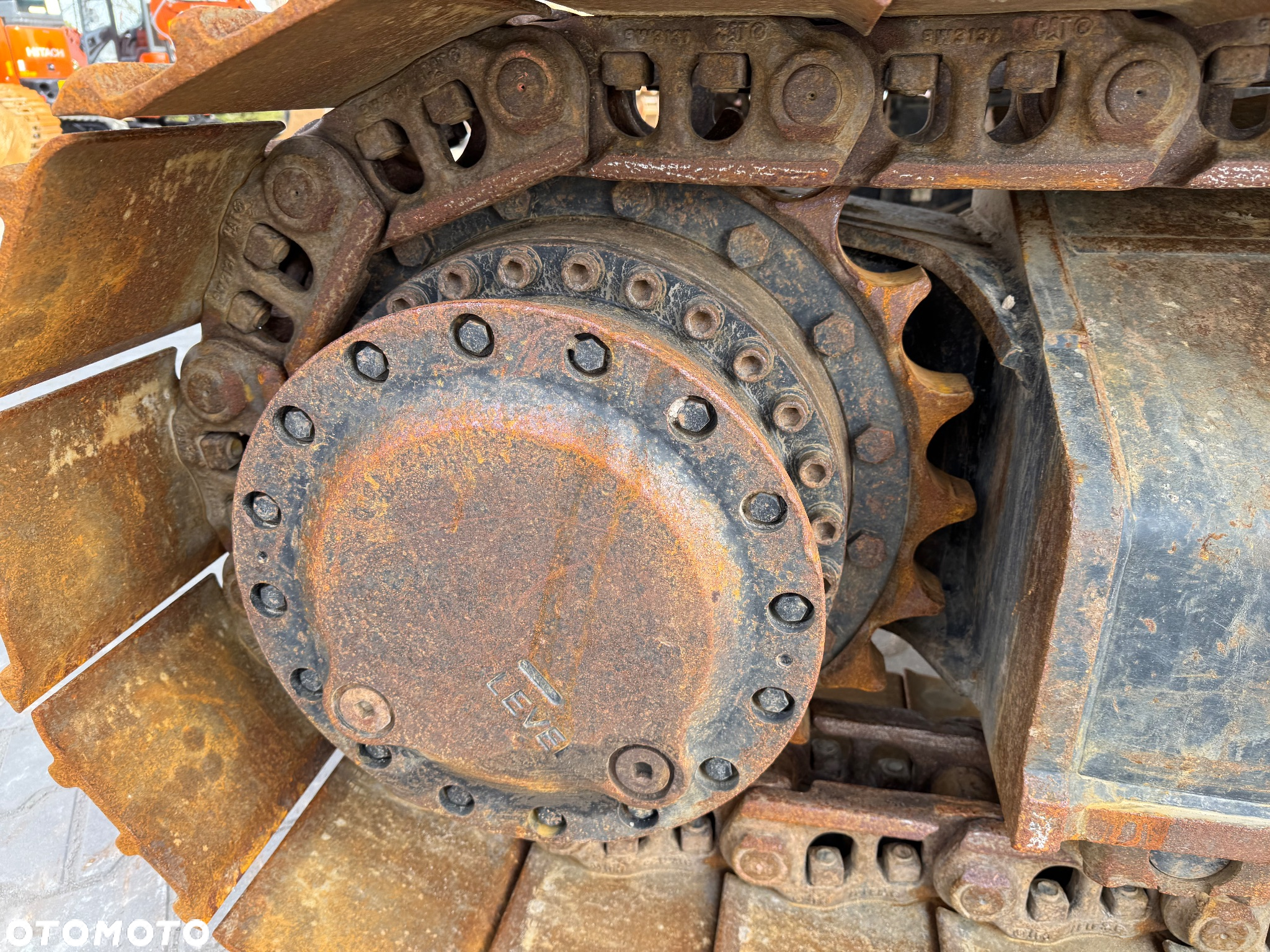 Caterpillar 320 - 12