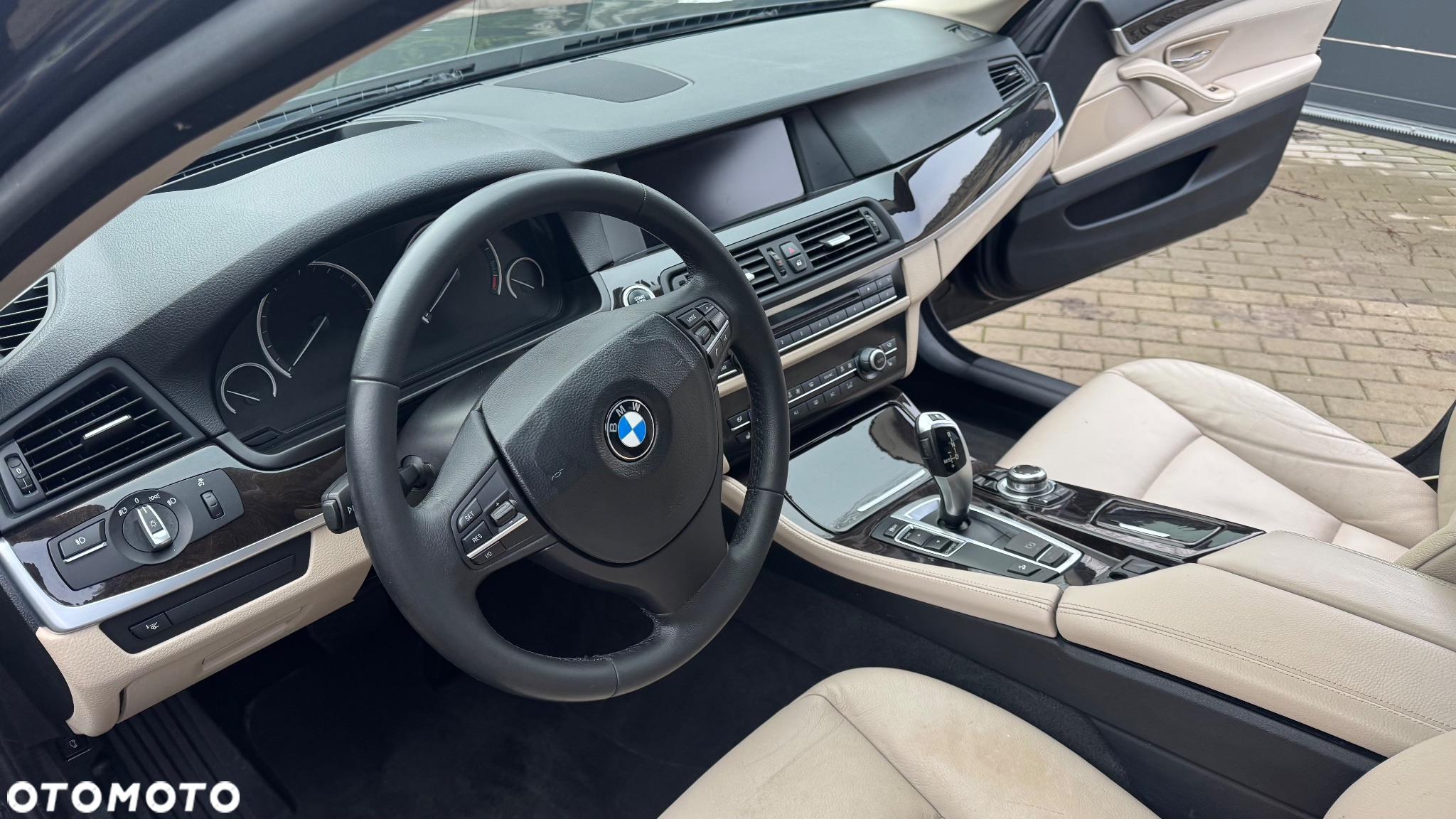 BMW Seria 5 - 24