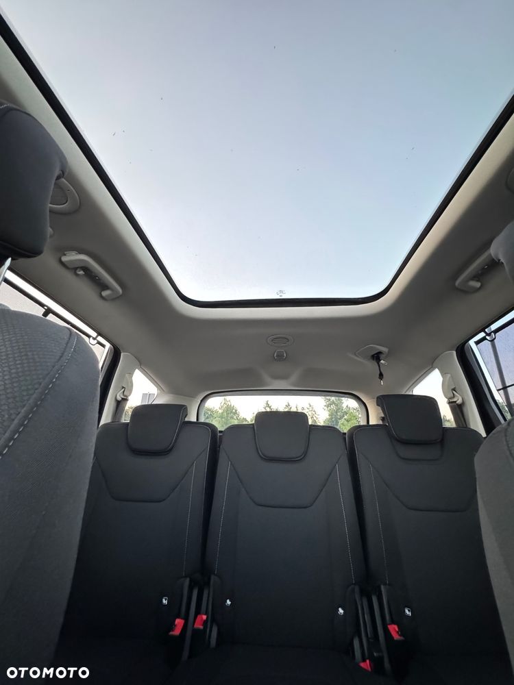Ford S-Max 2.0 TDCi Titanium - 35
