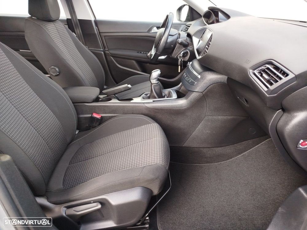 Peugeot 308 PureTech 110 Stop & Start Allure - 25