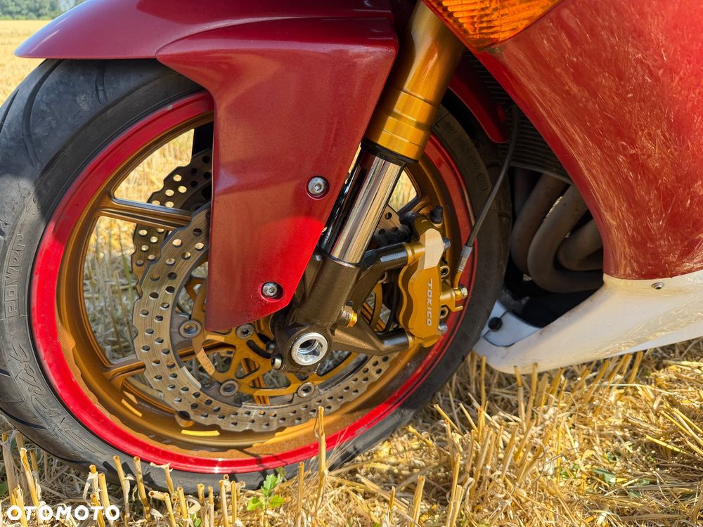 Kawasaki ZXR - 27