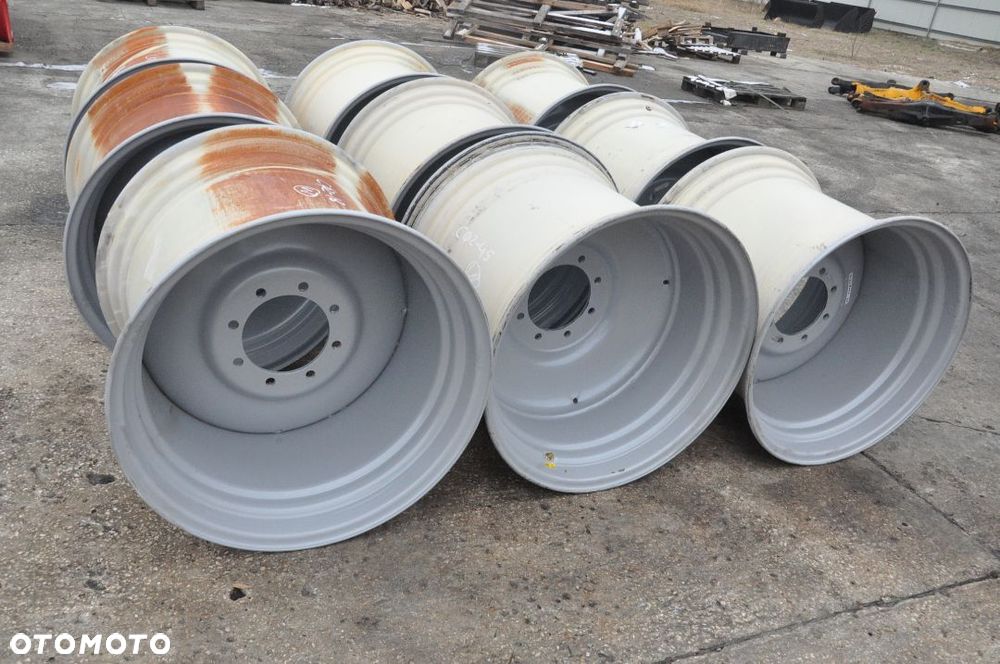 FELGA DWW27 X 32 NOWA !!! NR 323345150 NEW HOLLAND  LAVERDA - 1