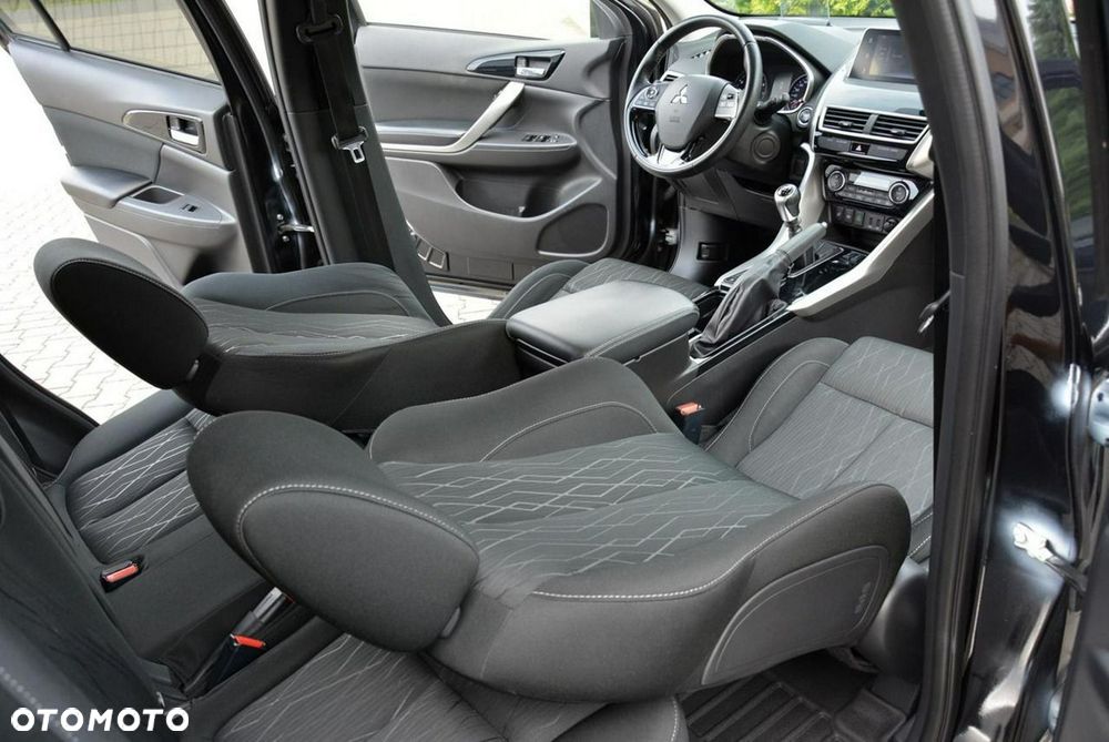 Mitsubishi Eclipse Cross 1.5 T-MIVEC ClearTec 2WD Diamant Edition - 17