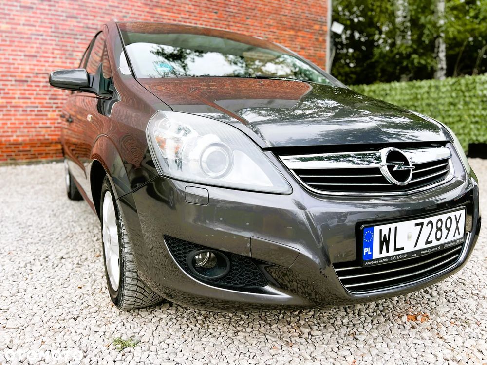 Opel Zafira - 31