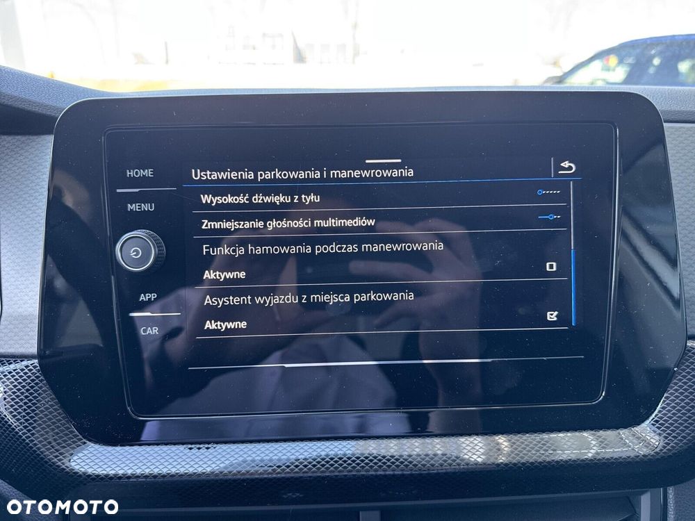 Volkswagen T-Cross - 36