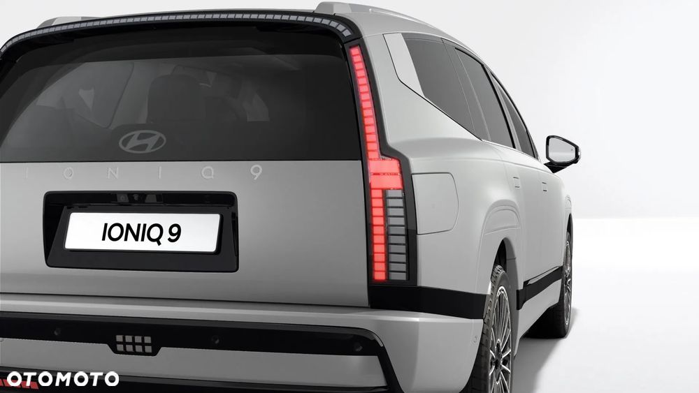 Hyundai IONIQ 9 110kWh Calligraphy AWD Performance - 13