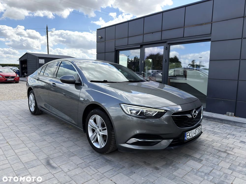 Opel Insignia 1.5 T Exclusive S&S - 13