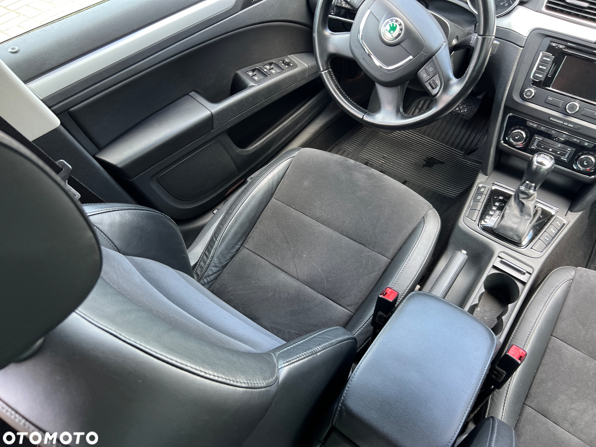 Skoda Superb 2.0 TDI 4x4 DSG Exclusive - 11
