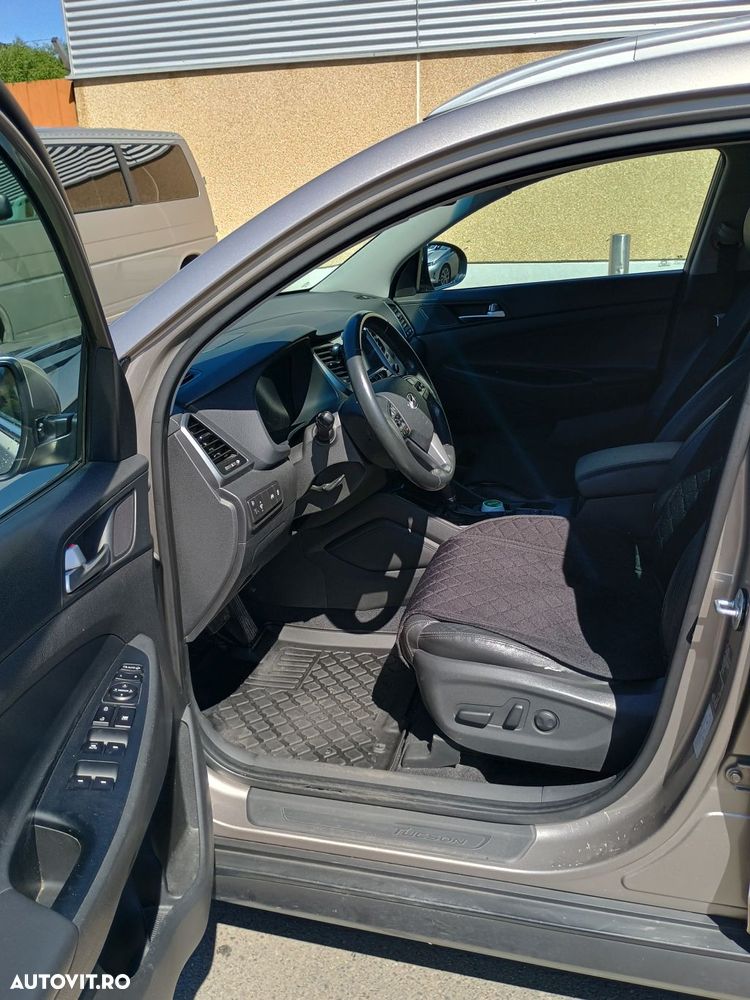 Hyundai Tucson blue 1.7 CRDi 2WD DCT Premium - 5