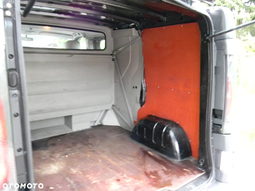 Opel Vivaro - 20