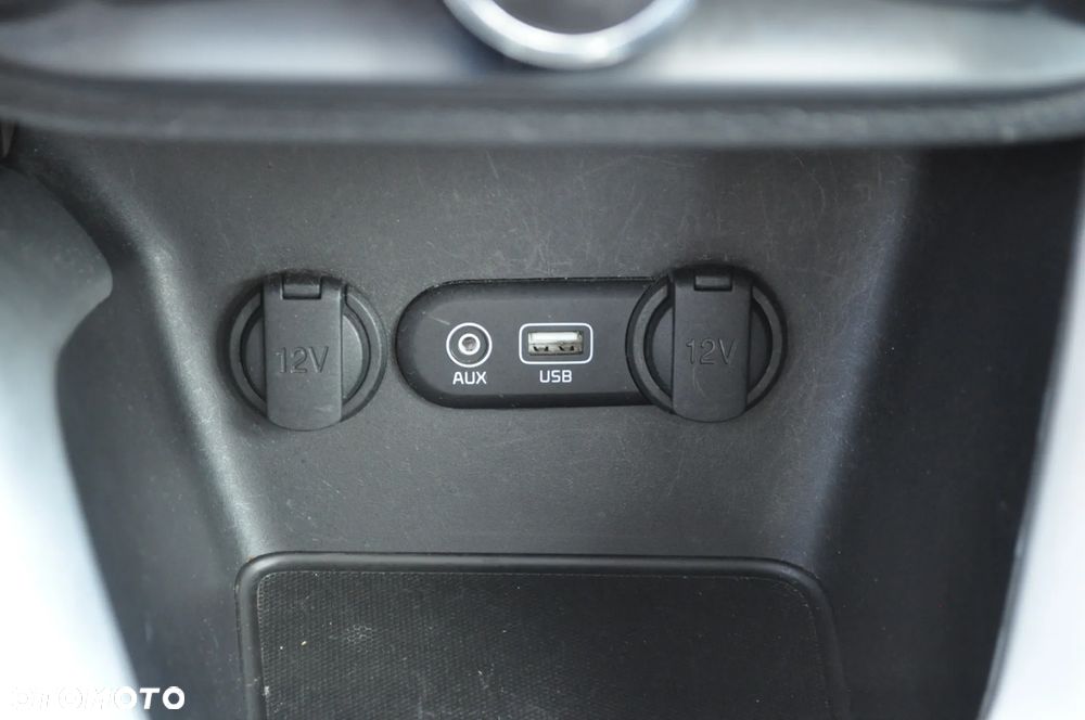Kia Ceed - 29