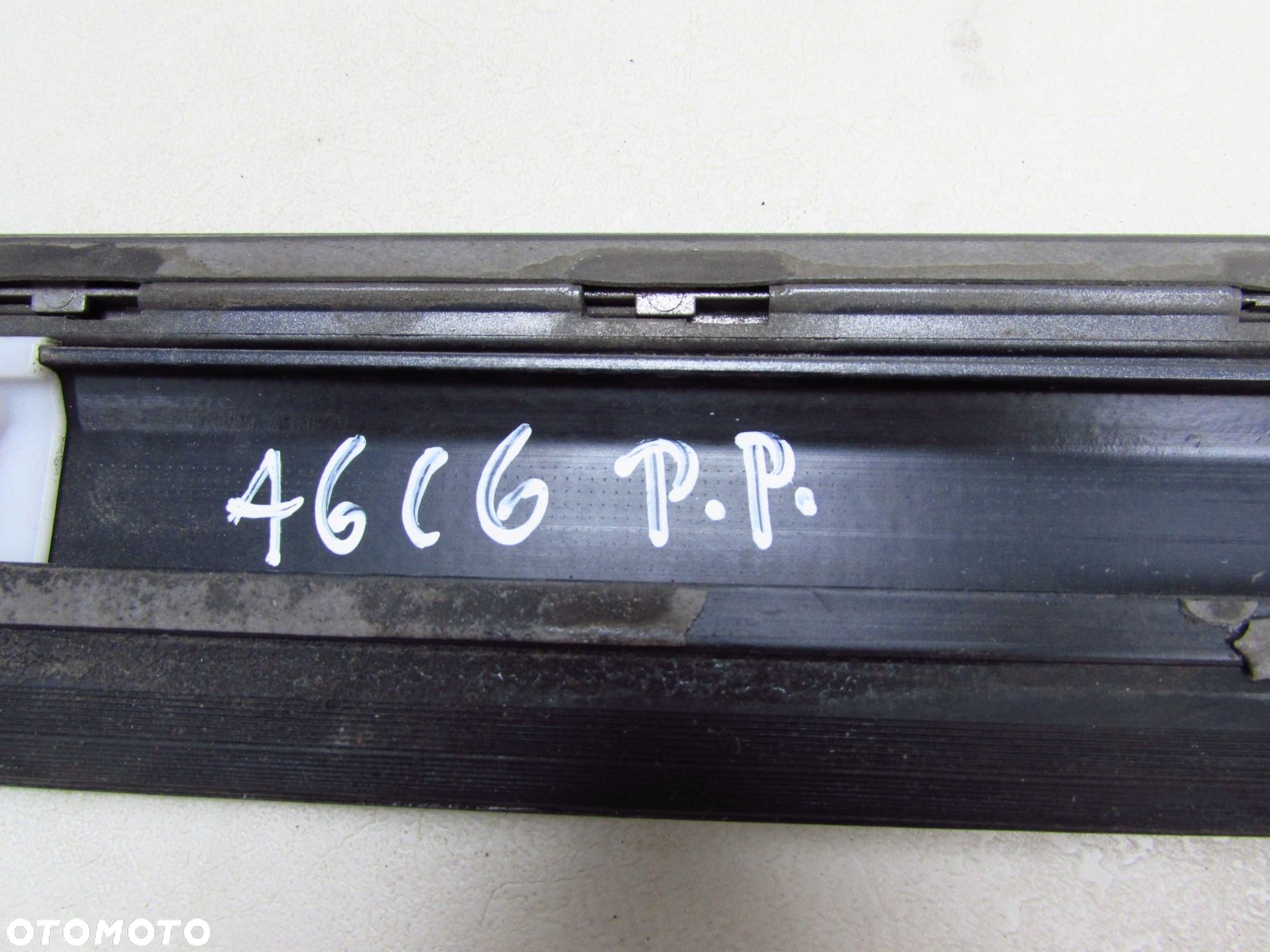AUDI A6 C6 LIFT 09-11 LISTWA DOLNA DRZWI PRZOD PRAWA LY1Q 4F0853960 CHROM - 9