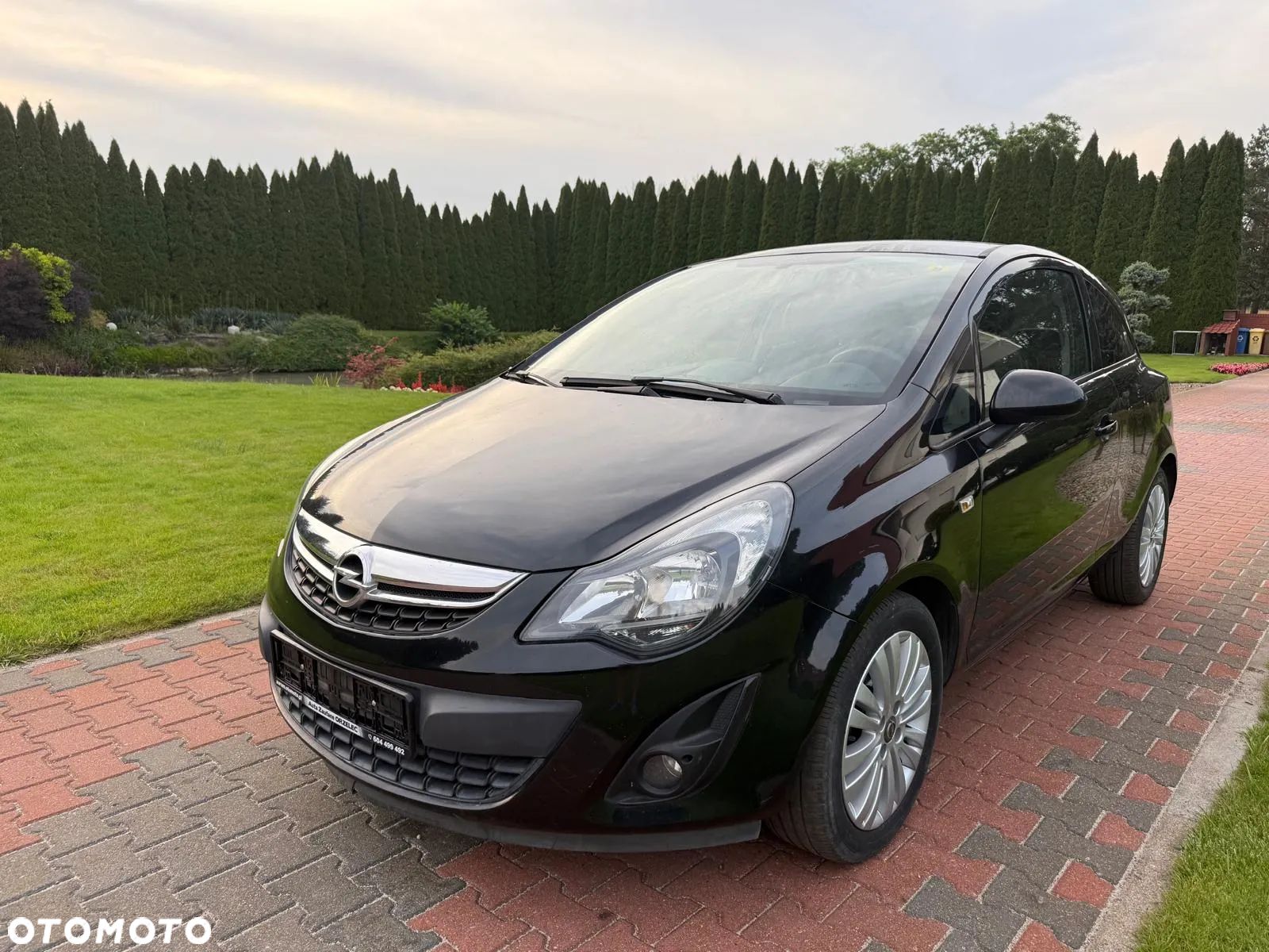 Opel Corsa 1.2 16V Cosmo S&S - 1