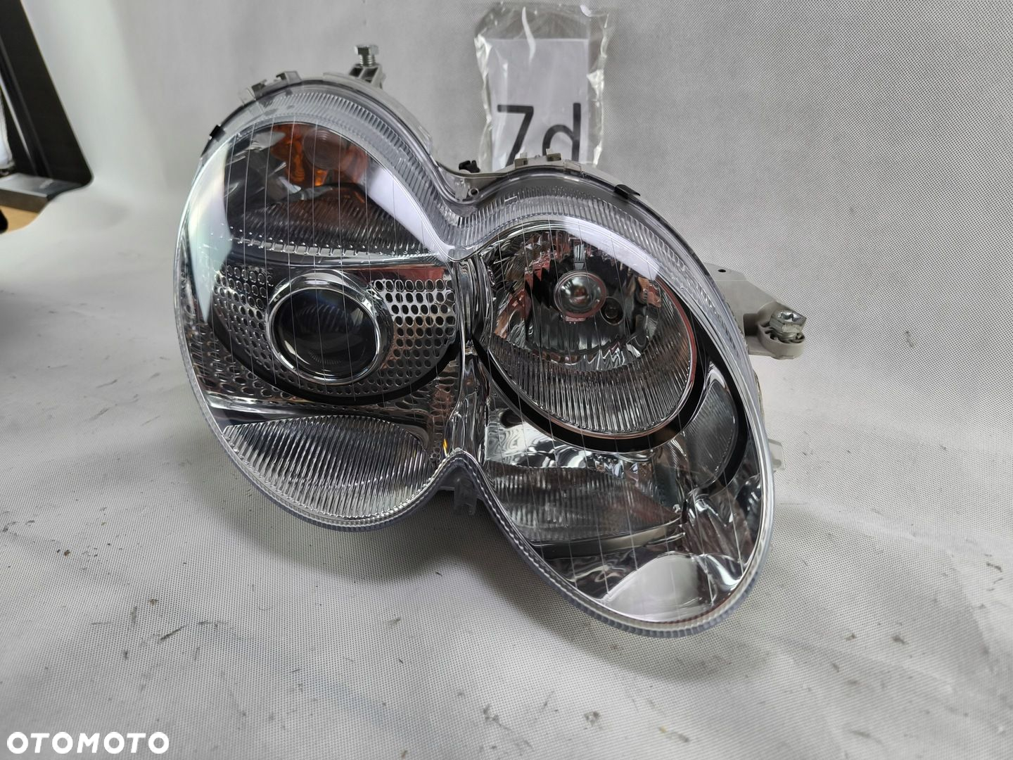 MERCEDES SL 230 R230 XENON PRAWY REFLEKTOR LAMPA A2308207861 - 3