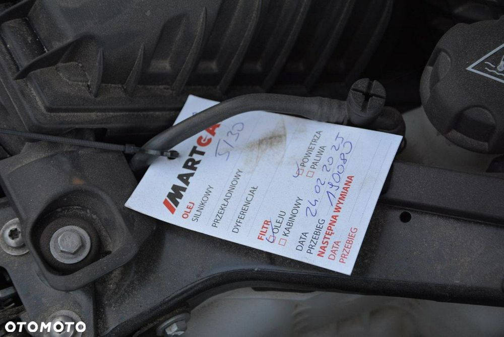 BMW Seria 2 218d - 33