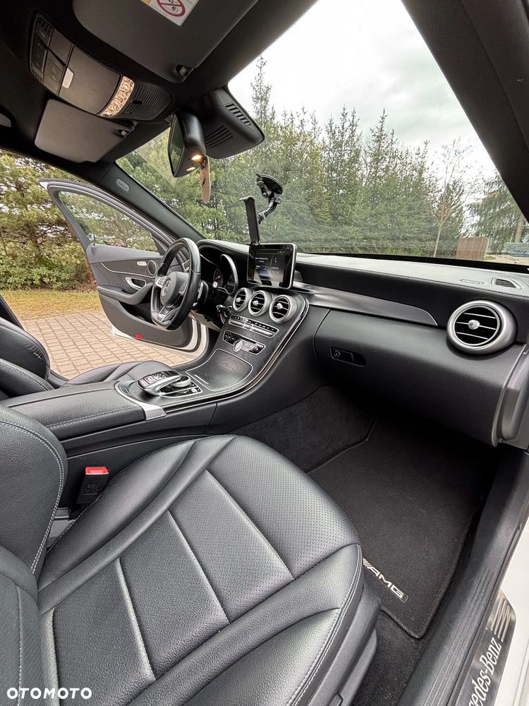 Mercedes-Benz Klasa C 200 4-Matic 7G-TRONIC - 16