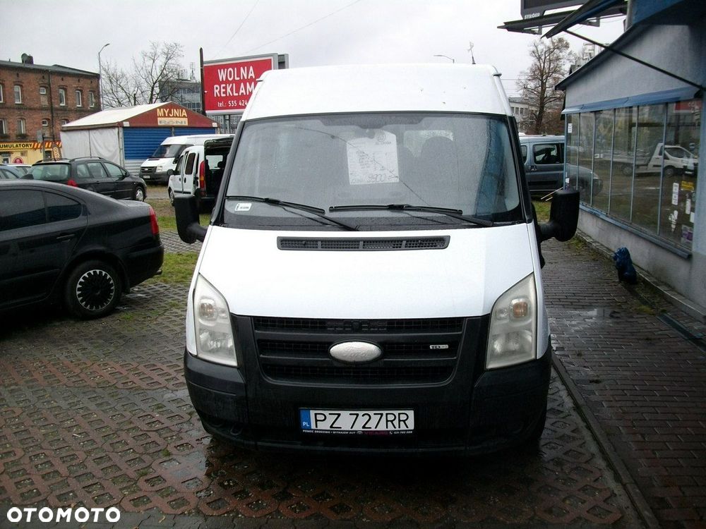 Ford Transit - 2