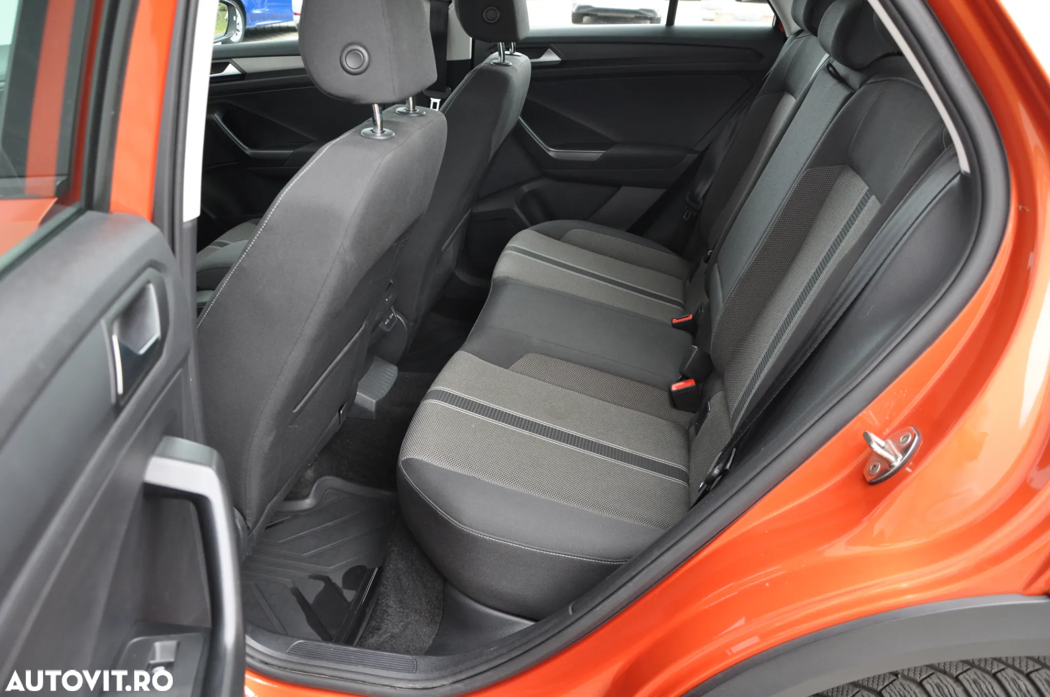 Volkswagen T-ROC 2.0 TDI DSG Design - 25