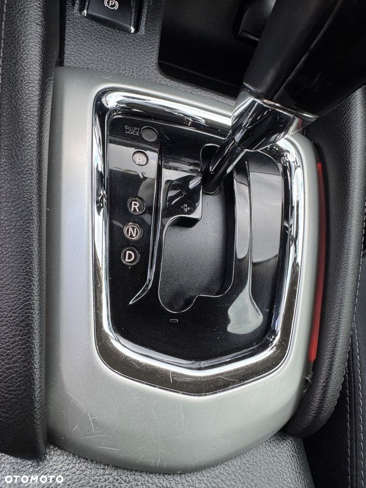 Nissan Qashqai 1.6 DCi Tekna Xtronic - 33