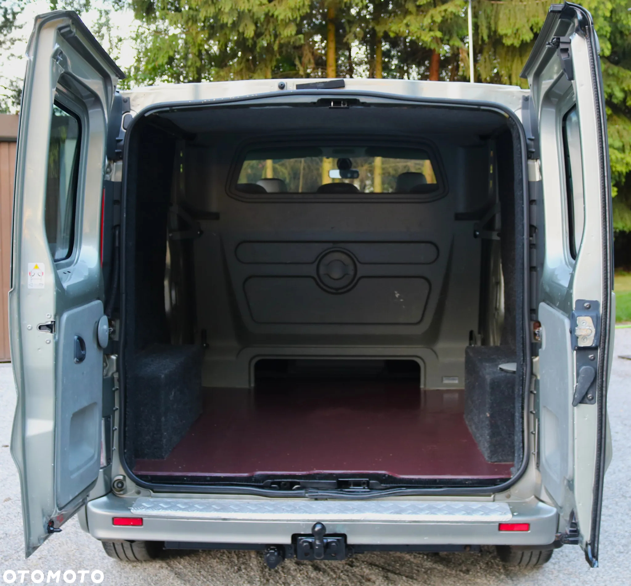 Opel Vivaro - 11