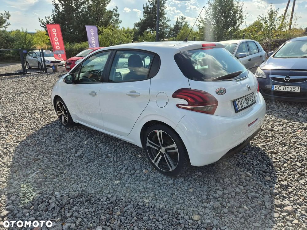 Peugeot 208 1.4 HDi Business Line - 3