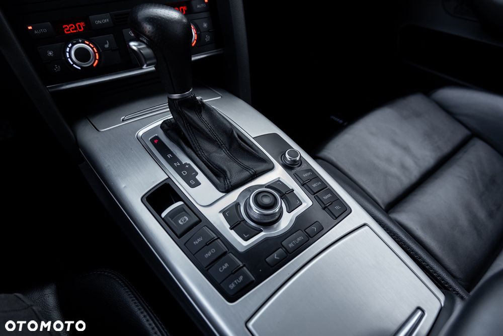 Audi A6 Avant 3.0 TDI DPF quattro tiptronic - 36