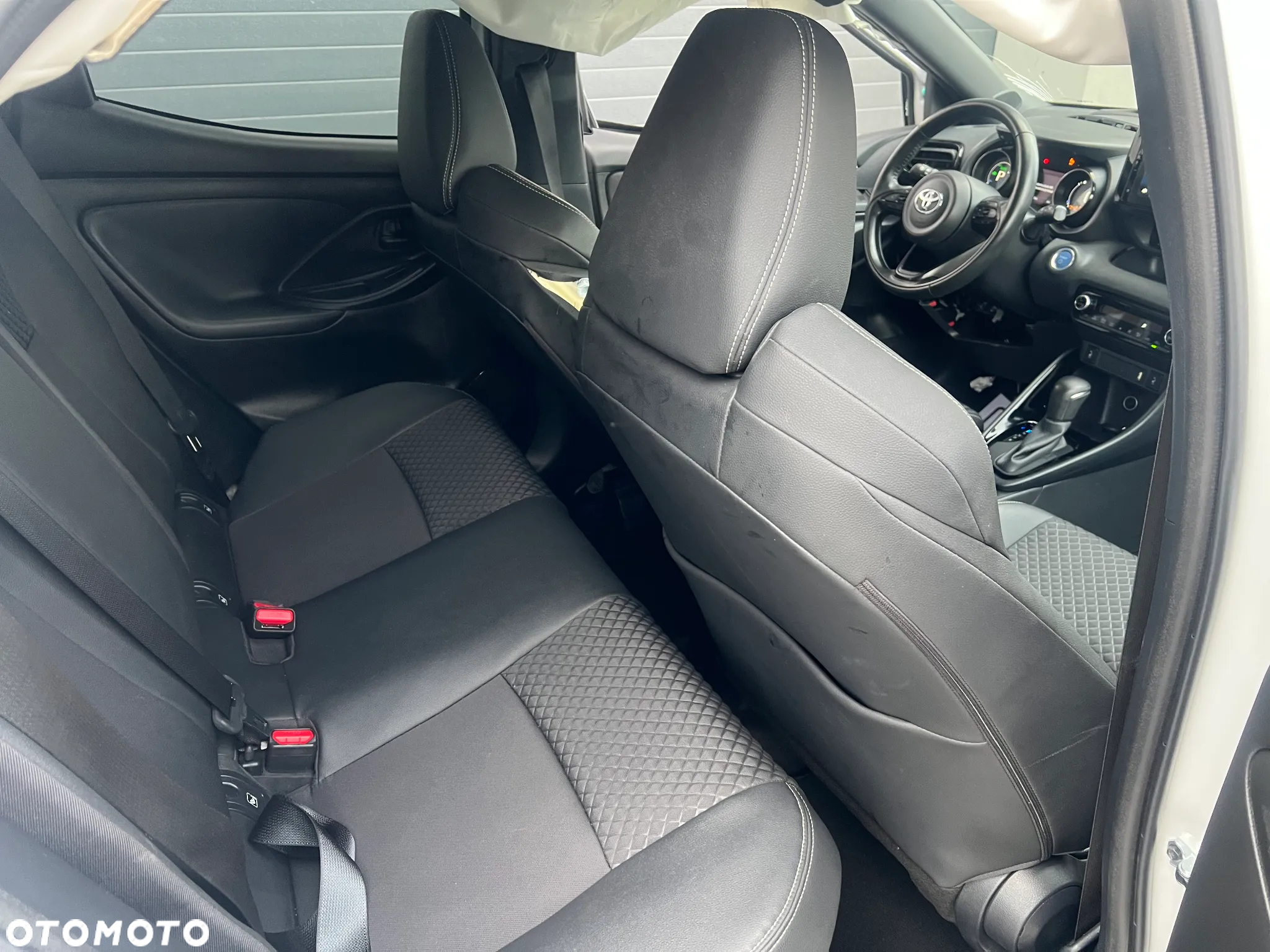 Toyota Yaris Hybrid 1.5 Style - 15
