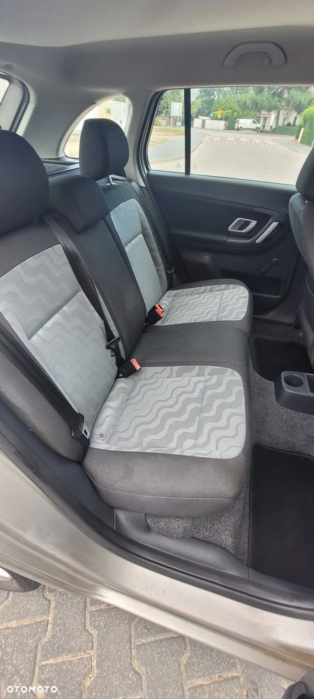 Skoda Fabia 1.2 HTP Elegance - 23