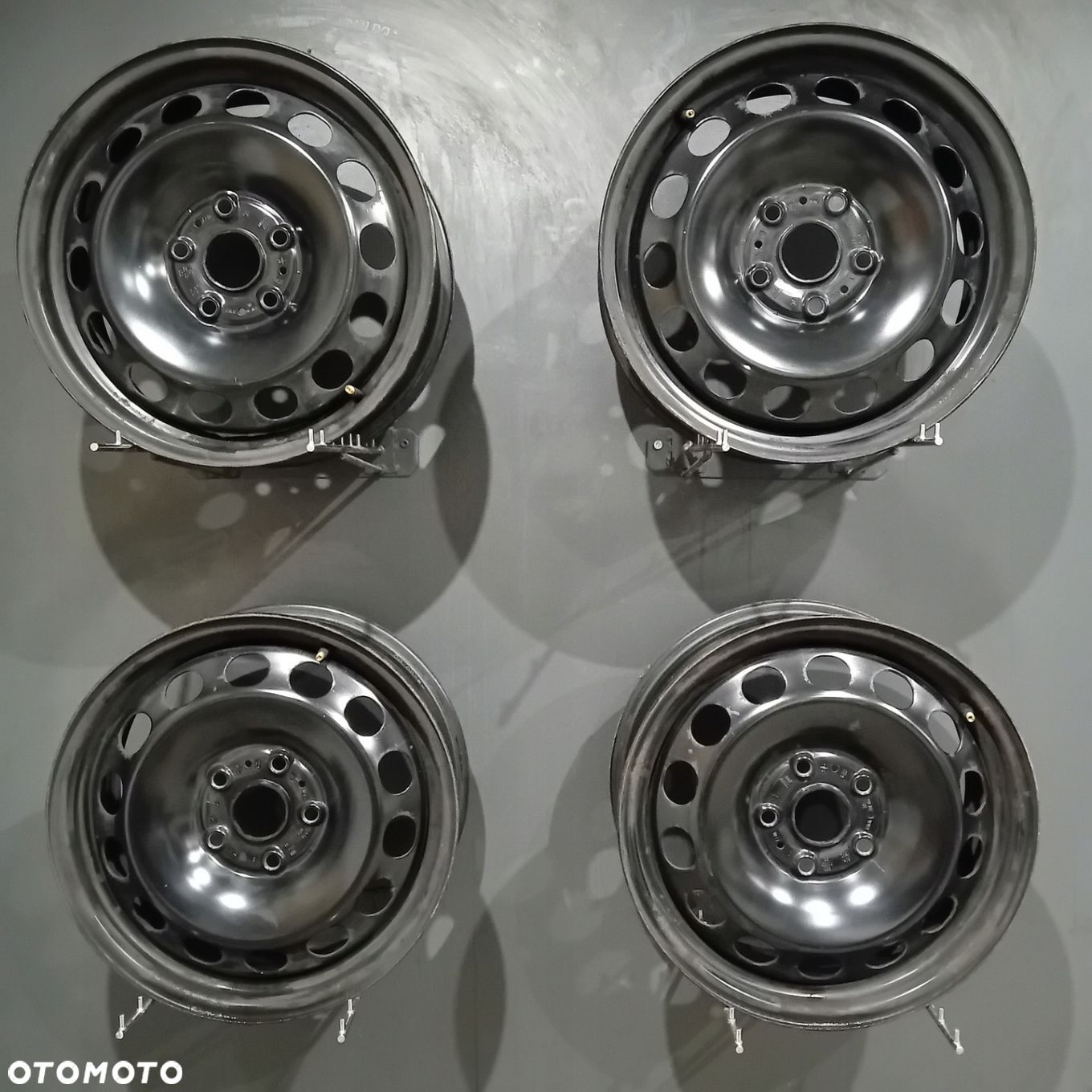 Felgi 16 5x112 VW Golf V VI VII, Skoda Octavia II, III F14375-41 - 1