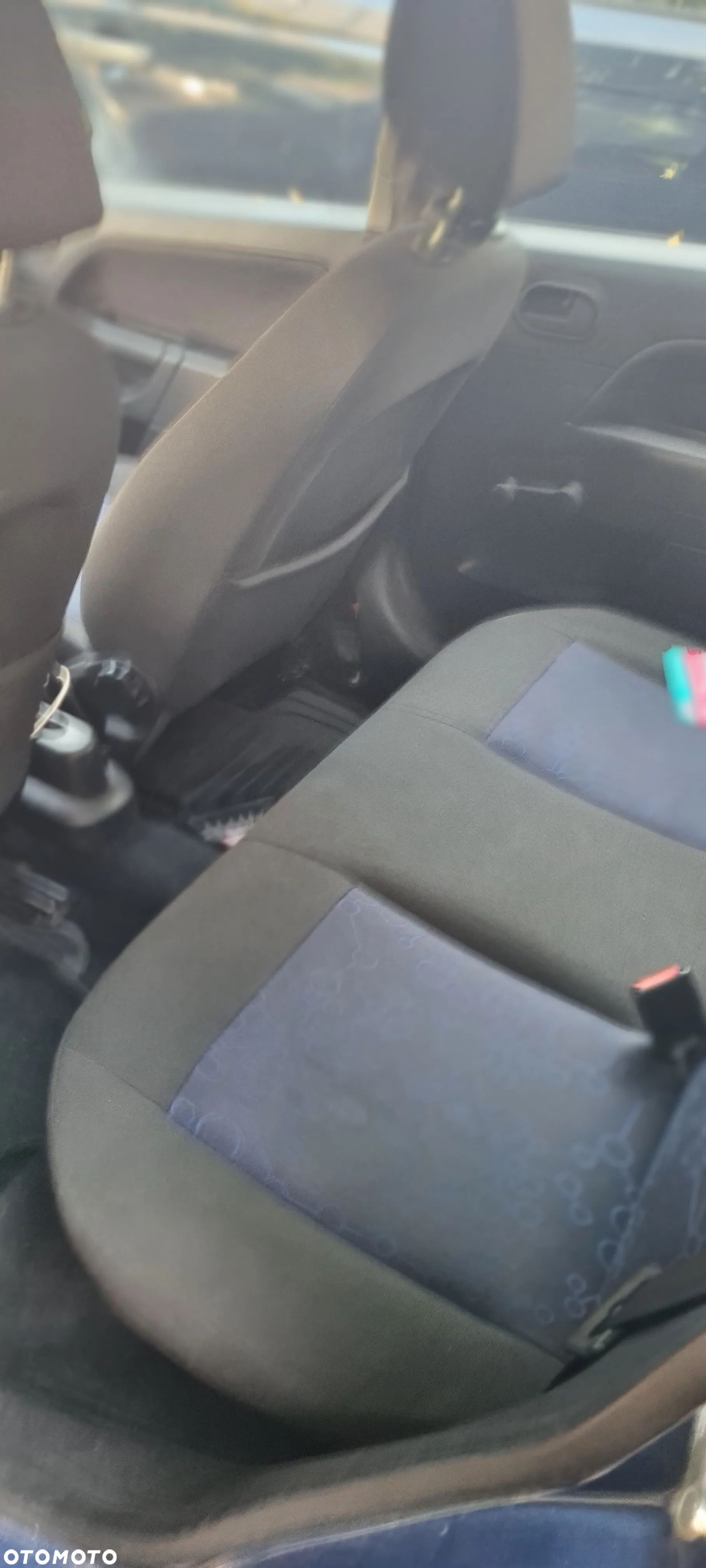 Ford Fiesta 1.4 Ambiente - 1