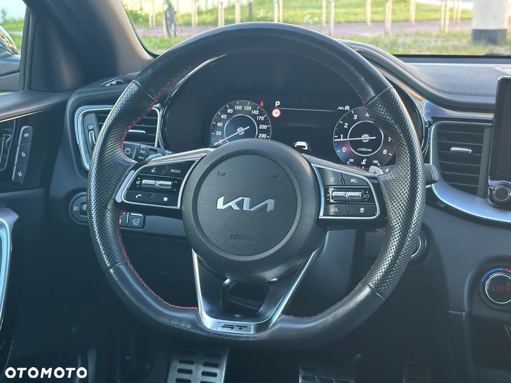 Kia ProCeed - 39