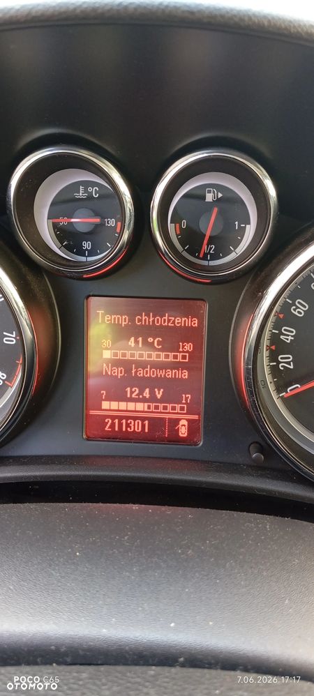 Opel Astra 1.4 Turbo Cosmo - 20