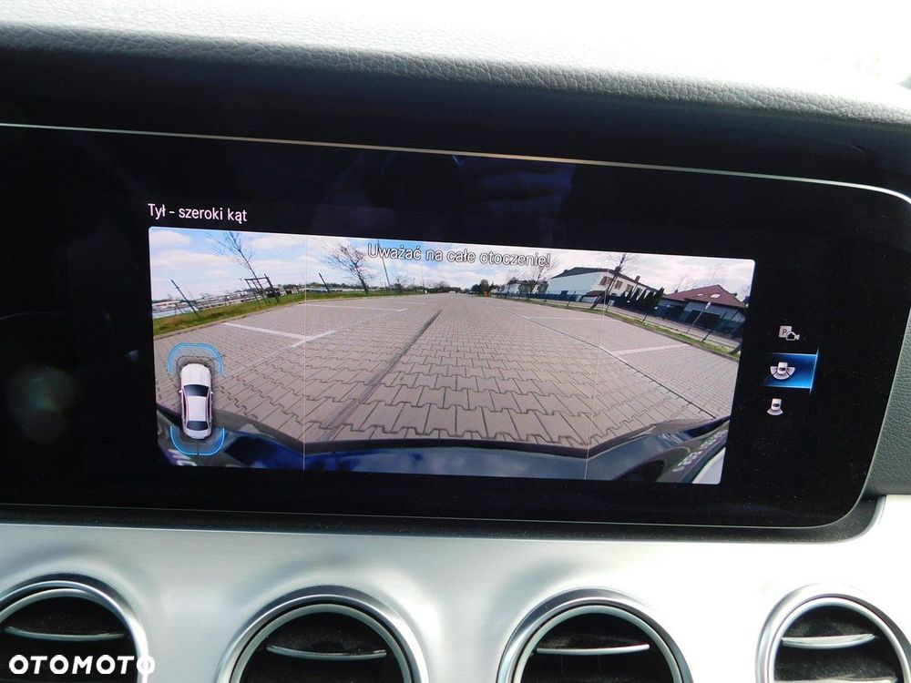 Mercedes-Benz Klasa E - 11